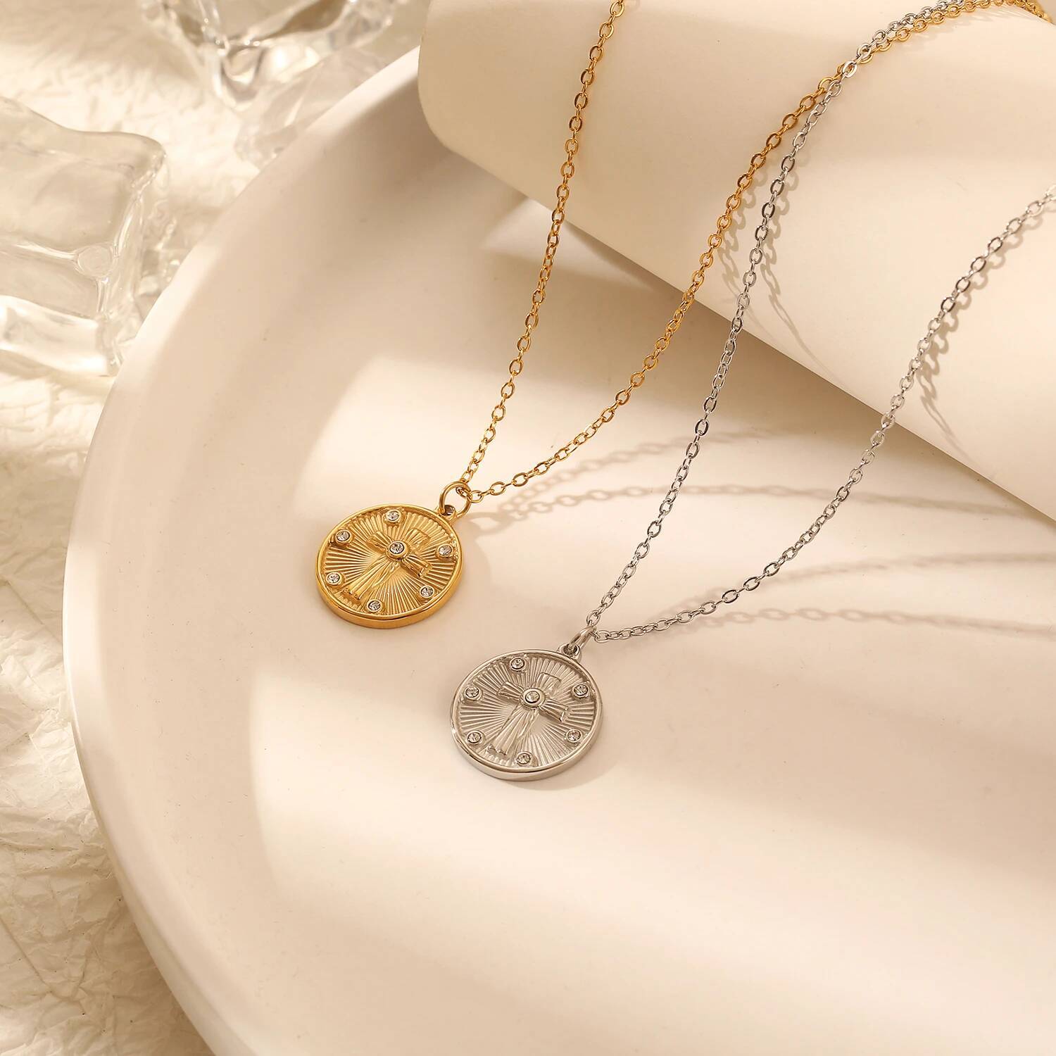 Coin Necklace Delicate - Feminino delicado moeda redonda zircão pedra