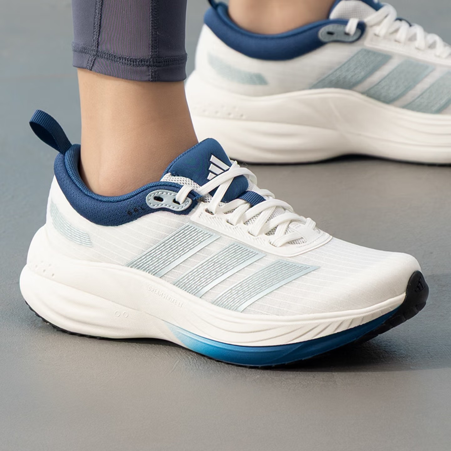 Tênis de corrida adidas CUSHIO - Women'S Accessories Adidas avaliação e preço