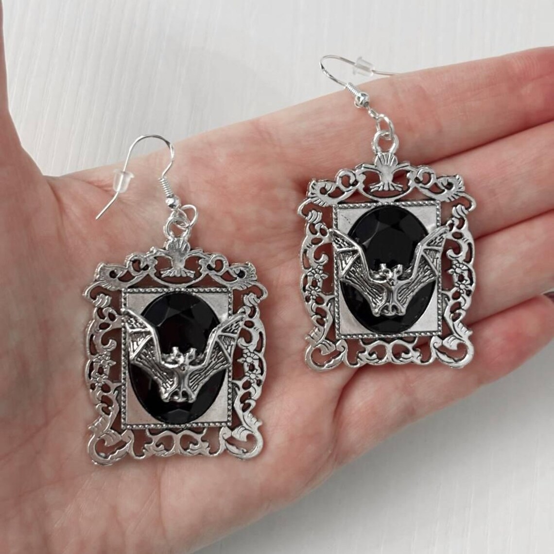 Brincos de morcego vampiro, jo - Women'S Vampire Accessories avaliação e preço