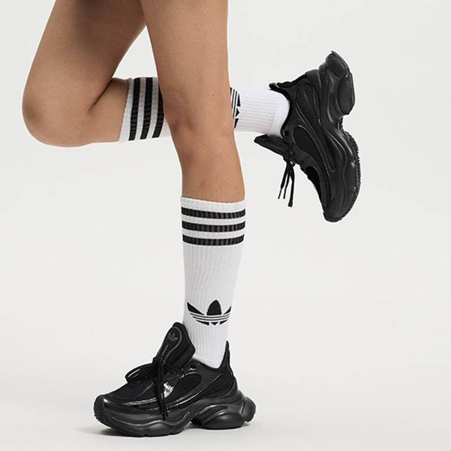 Tênis Esportivo Feminino Adida - Women'S Accessories Adidas avaliação e preço